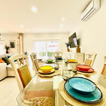 Brisamarvilas Sea View, 5 Min Walk To Town &