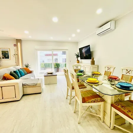 Brisamarvilas Sea View, 5 Min Walk To Town & בית נופש *