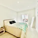 Holiday home Brisamarvilas Sea View, 5 Min Walk To Town & Albufeira