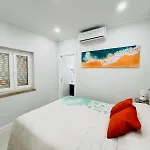 Brisamarvilas Sea View, 5 Min Walk To Town & Holiday home Albufeira